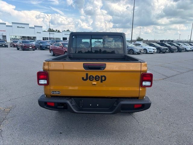 2026 Jeep Gladiator — detail view
